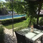 Bed & Breakfast La Begude - Boutique Luxury 4*